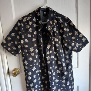 M Vans Button Up Shirt.